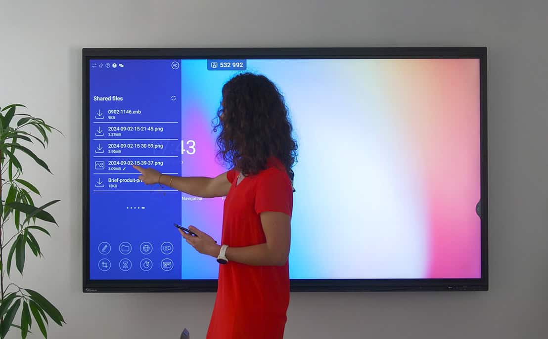 ecran-speechi-superglass-pro