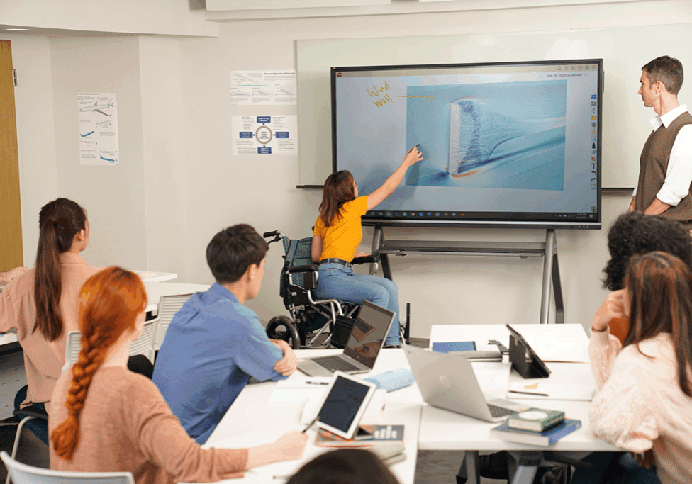 ecran-numerique-interactif-college-physique-1024x683 ecran-numerique-interactif-college-physique-1024x683